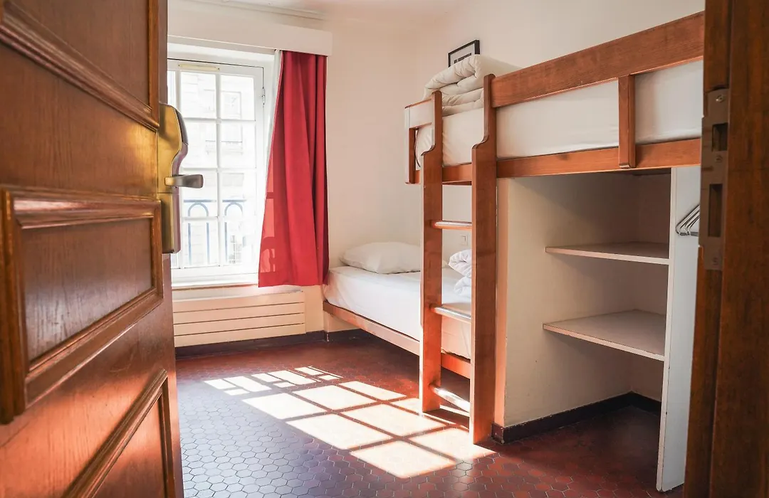 Mije Marais Hostel-1